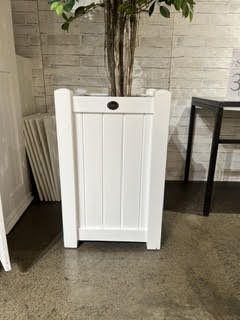 Wooden planter - Outlet