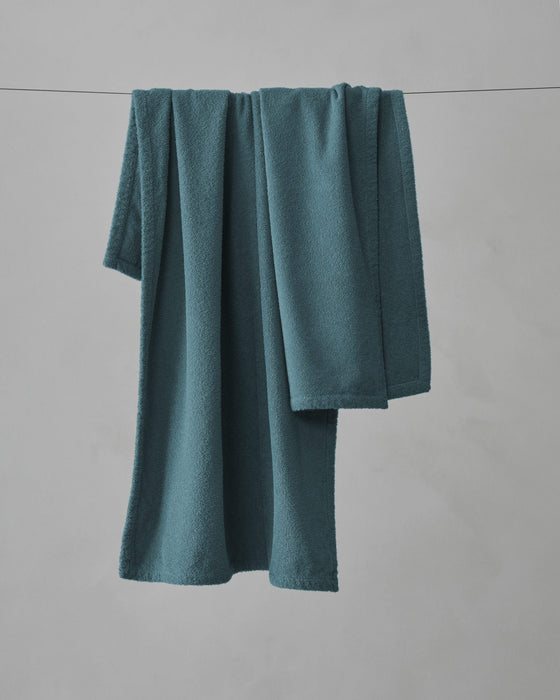 Crisp Towel Set