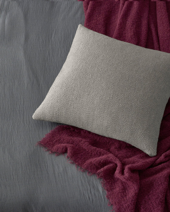 Linea Cushion