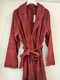Crisp bathrobe