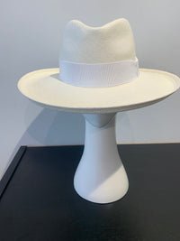 Classic Panama Hat Outlet