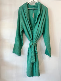 Lipe New Robe