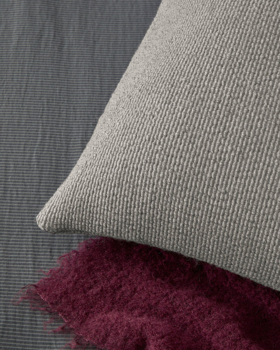 Linea Cushion